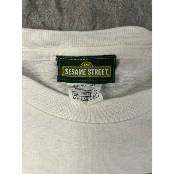 Sesame Street Graphic T-Shirt - Picture 2 of 3
